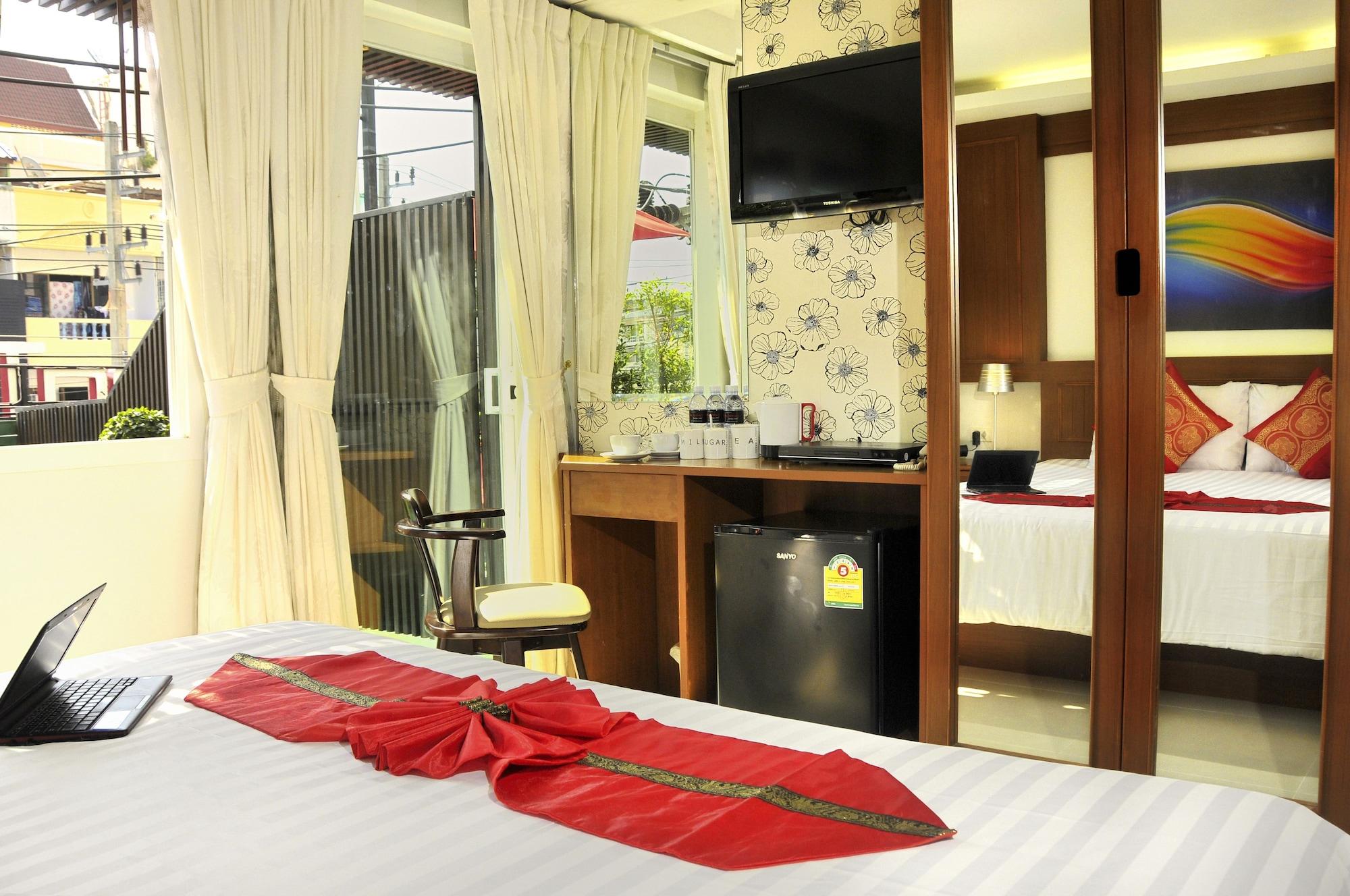 Patong Terrace Boutique Hotel Exteriör bild