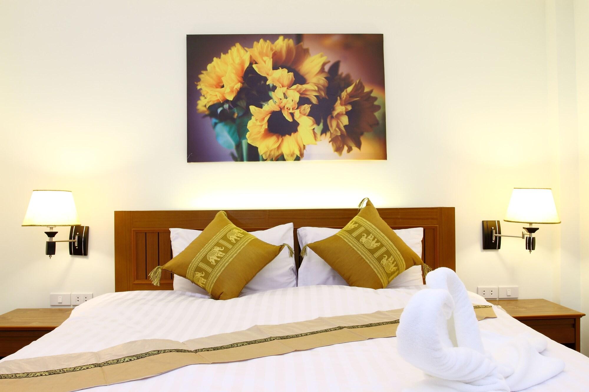 Patong Terrace Boutique Hotel Exteriör bild
