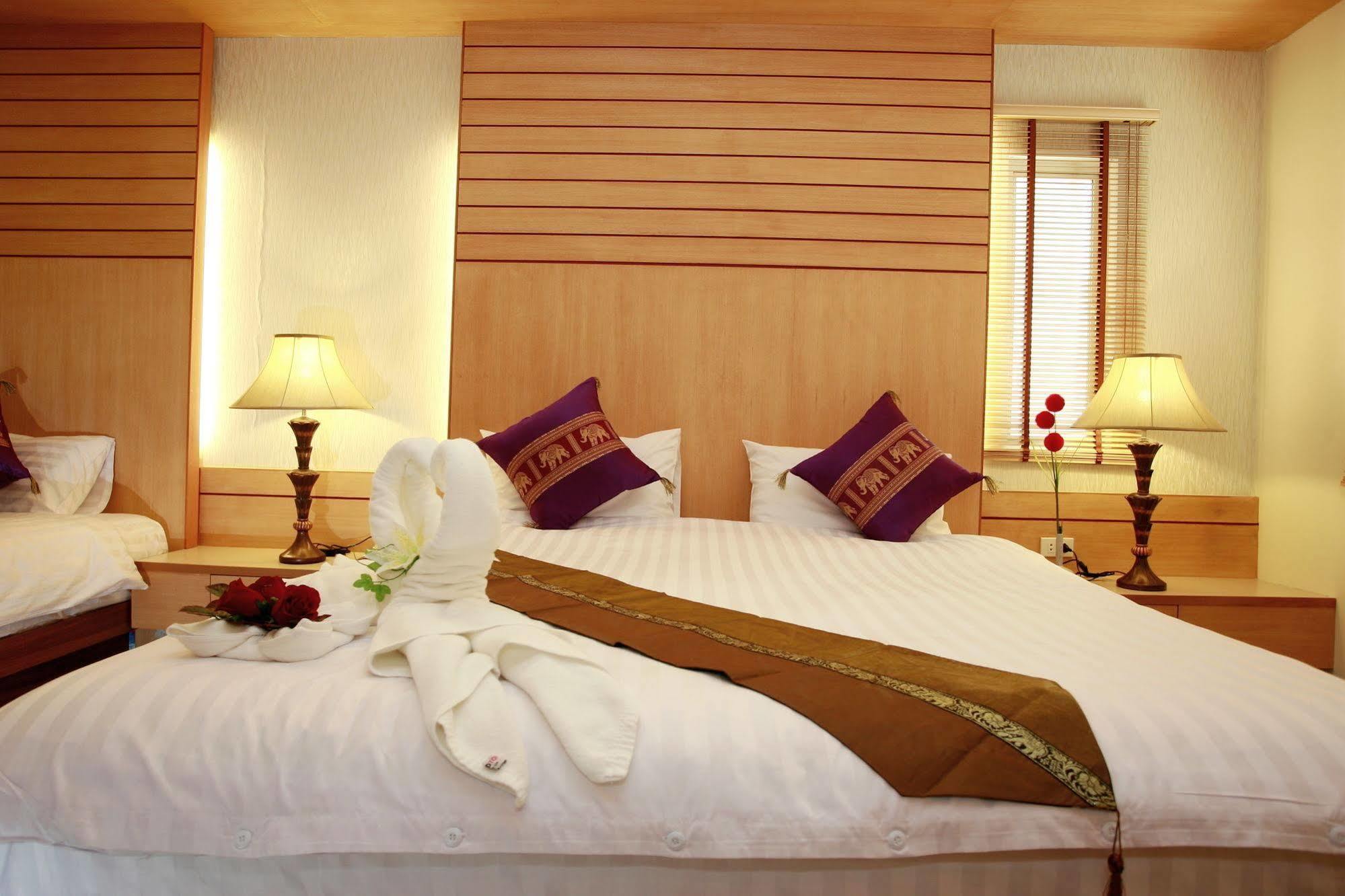 Patong Terrace Boutique Hotel Exteriör bild